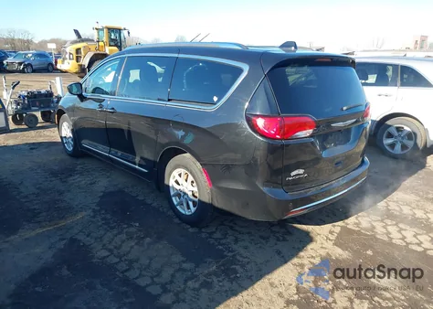 2020 Chrysler Pacifica Touring L z USA, uszkodzony, nr VIN 2C4RC1BG8LR106480